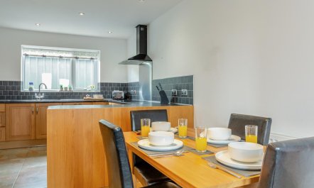 2 Bed in Pickering 5