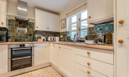2 Bed in Weobley 5