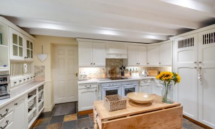 3 Bed in Netherton 7