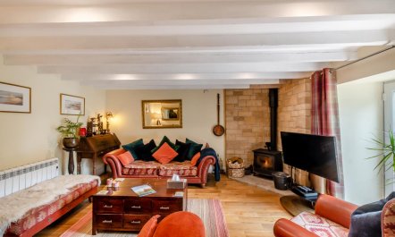 3 Bed in Netherton 2