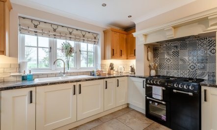 3 Bed in Thimbleby 3