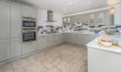 3 Bed in Birling 9