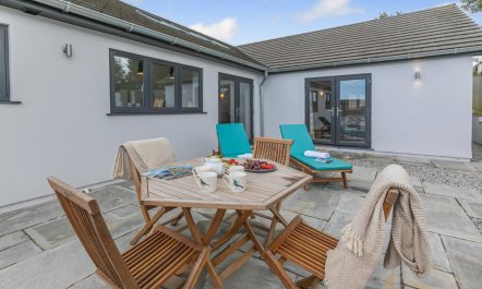 4 Bed in Padstow 5