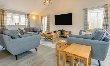 4 Bed in Padstow 2