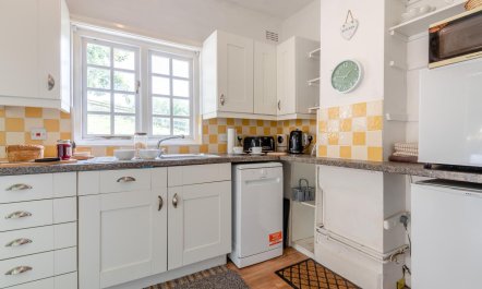 2 Bed in Knighton 9
