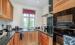 1 Bed in Burleigh 5