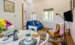 1 Bed in Burleigh 5