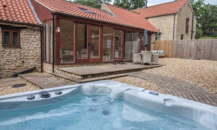 2 Bed in Pickering 1