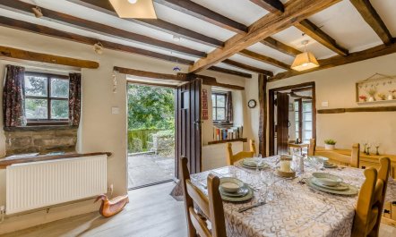 2 Bed in Llandefalle 9