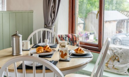 2 Bed in Troutbeck 6