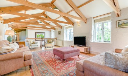 6 Bed in Tresillian 2