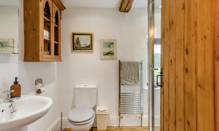 2 Bed in Bolton By Bowland 4