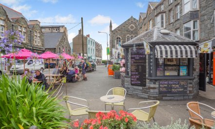 4 Bed in Barmouth 1