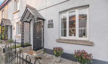 2 Bed in Sticklepath 4
