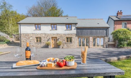 3 Bed in North Molton