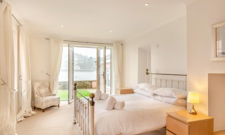 3 Bed in Dartmouth 9
