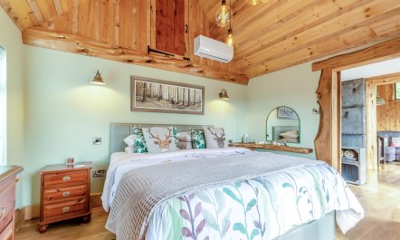 1 Bed in Whitbourne 3
