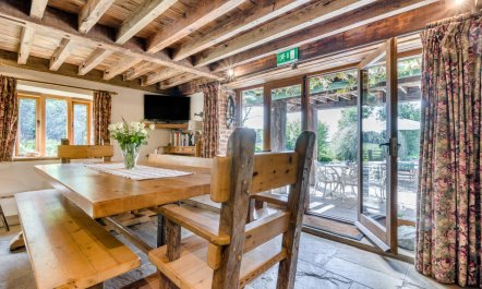 4 Bed in Oulton 5