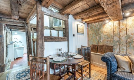 2 Bed in Battle 8