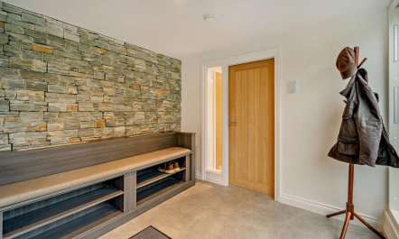 4 Bed in Windermere 4