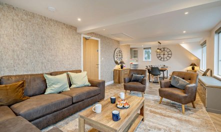 4 Bed in Windermere 7