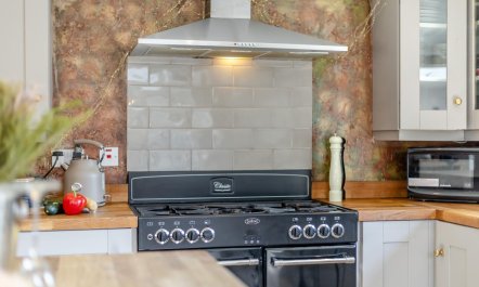 5 Bed in Blofield 8