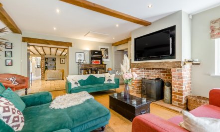 5 Bed in Blofield 2