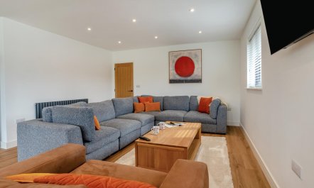 4 Bed in Brecon 6