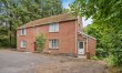 3 Bed in Cwmtaf 0
