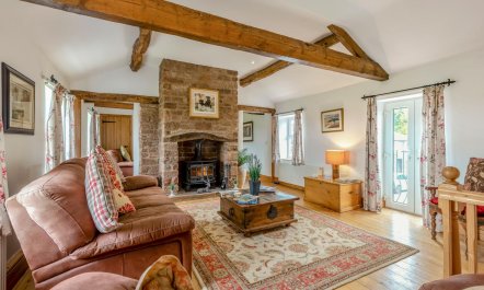 3 Bed in Scaleby