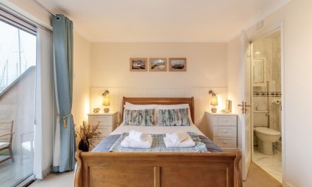 3 Bed in Mount Batten 3