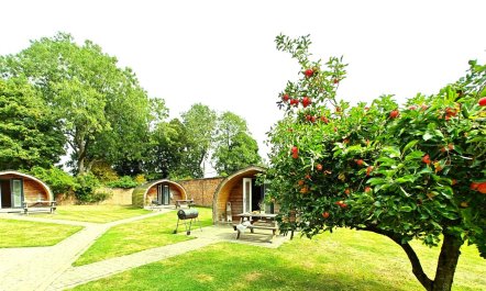 1 Bed in Rocester 6