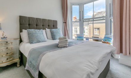 3 Bed in Helston 2