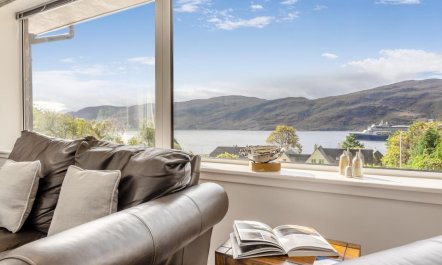 3 Bed in Ullapool 1