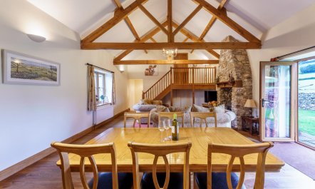 3 Bed in Southleigh 3