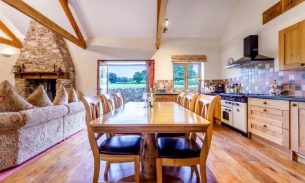 3 Bed in Southleigh 2