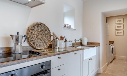 3 Bed in Winkhill 9