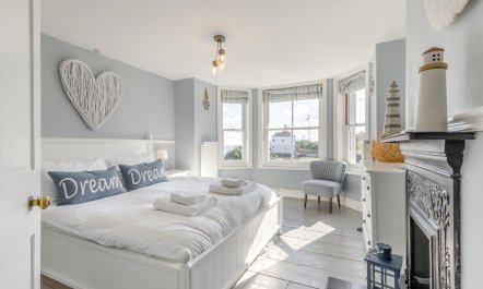 5 Bed in Cromer 2