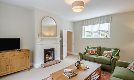 2 Bed in Mannington