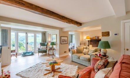 3 Bed in Windermere 1