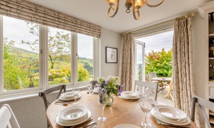 3 Bed in Windermere 6