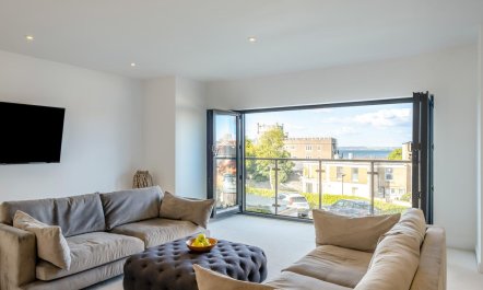4 Bed in Ryde