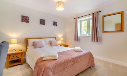 5 Bed in Washbrook 5