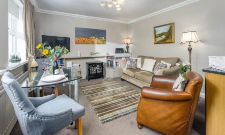 1 Bed in Warkworth 1