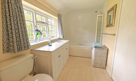 2 Bed in Chilmark 9
