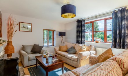 4 Bed in Burrowbridge 6
