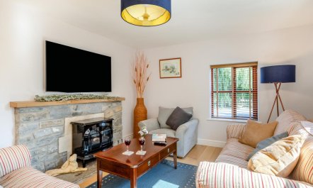4 Bed in Burrowbridge 7