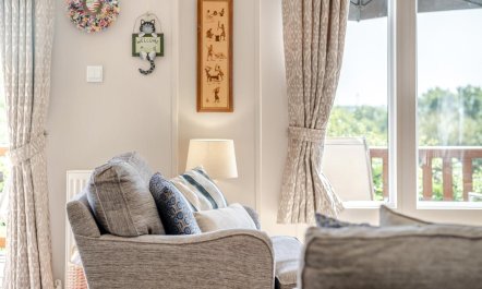 2 Bed in Upton 7