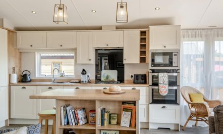 2 Bed in Upton 4