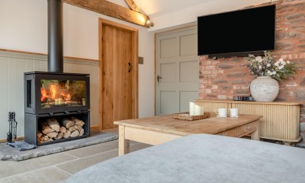 2 Bed in Moccas 8